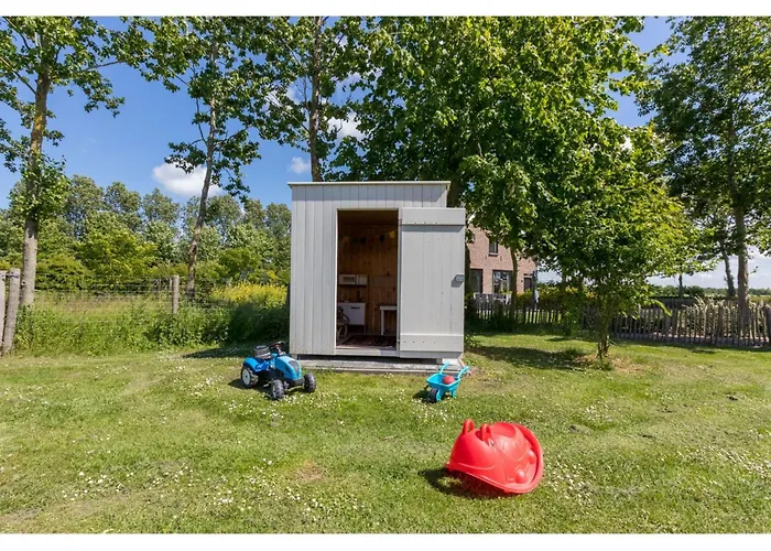 Family House With An Ideal Location Private Terrace Garden And Sauna